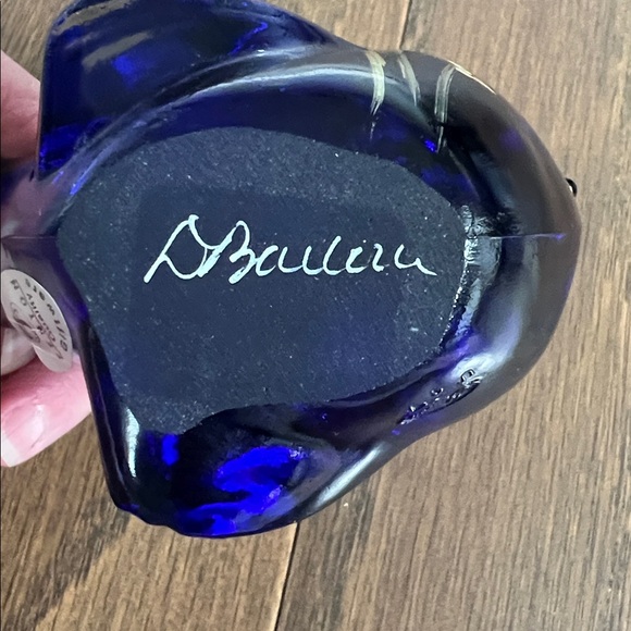 Fenton Art Glass Hand-painted Songbird Paperweight - Picture 5 of 6